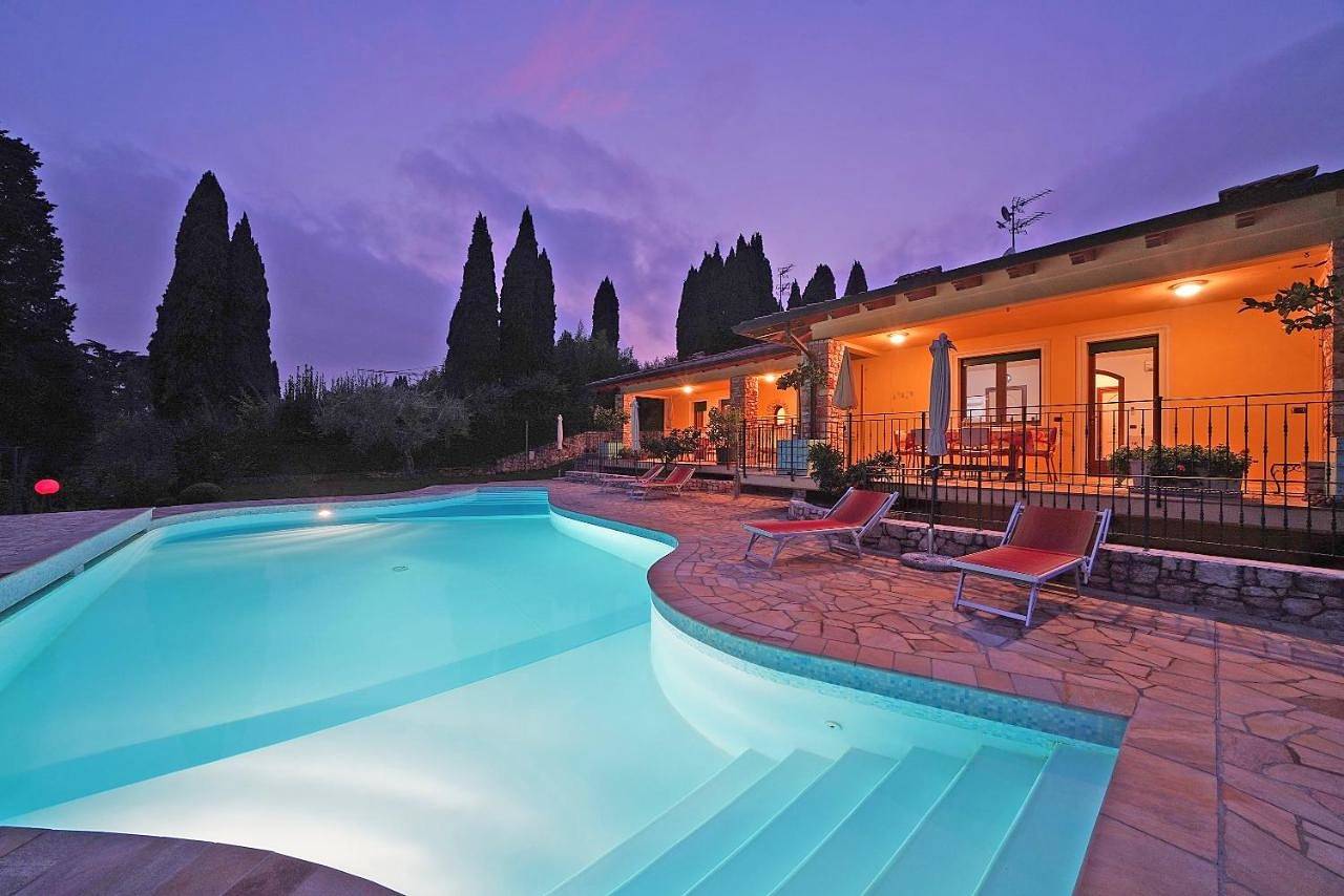 Villa Sul Garda in San Felice del Benaco, Prealpi Gardesane