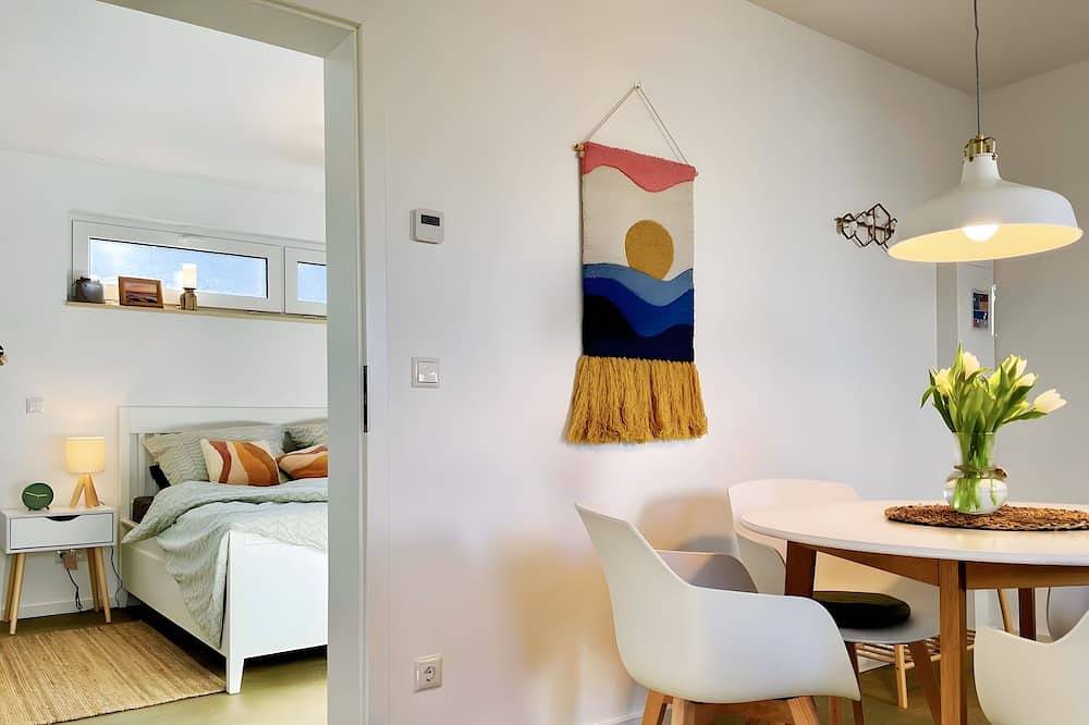 Entire apartment, Apartment 'Boddenbude Lubmin' with Wi-Fi in Lubmin, Western Pomerania