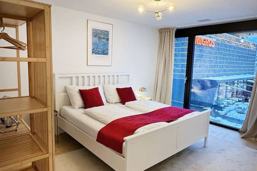 Ganze Wohnung, Mountain View Luxury Apt at Interlaken West • Ac • Bbq by Swissdreamliving in Interlaken, Thunersee