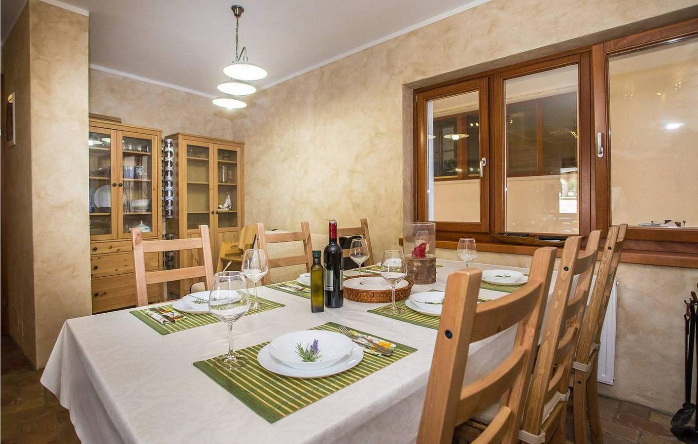 Gezellig appartement met zwembad, terras & WiFi - Op slechts 1,5 km van het strand in Novigrad, Mareda
