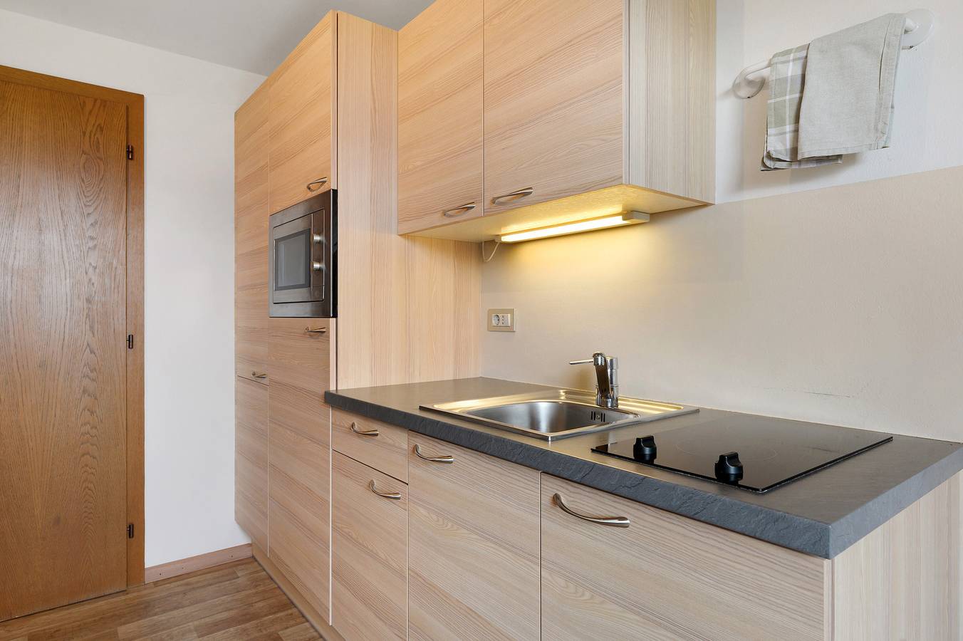 Appartamento intero, Appartamento 'Harmony Apt 2' con vista sulle montagne, giardino in comune e Wi-Fi in Monte (Appiano), Appiano