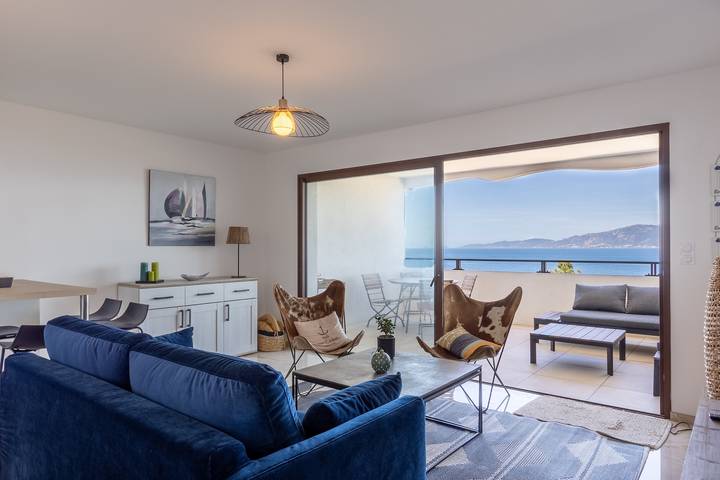 Gîte pour 4 personnes, avec terrasse à Pietrosella - 2