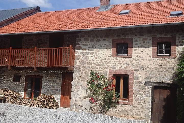 Agriturismo pour 12 personnes, avec jardin à Augères