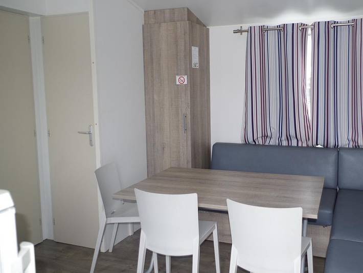 Mobil home pour 8 personnes, avec bassin pour enfant à Miribel-les-Échelles - 3