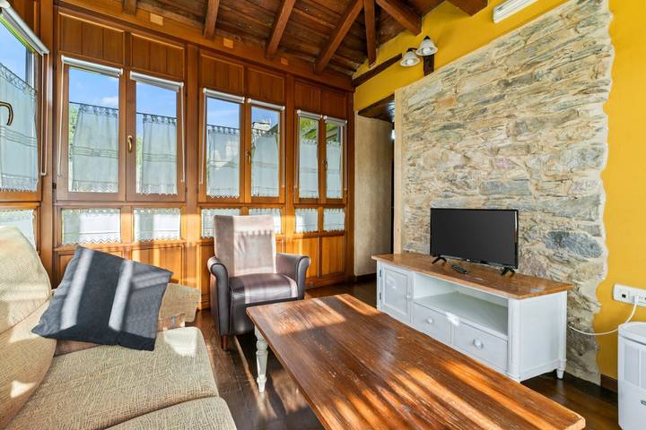 Casa rural 'A Concha' con terraza compartida, jardín privado y Wi-Fi in Ortigueira, Rías Altas