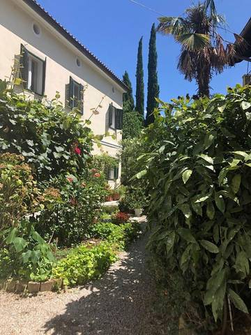 Villa mit pool für 6 Personen, mit Sauna und Ausblick sowie Garten und Pool in Slowenien