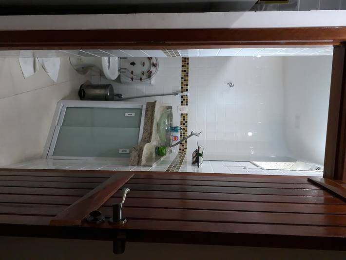 Casas e apartamentos de temporada para 4 pessoas, com balcão em Búzios