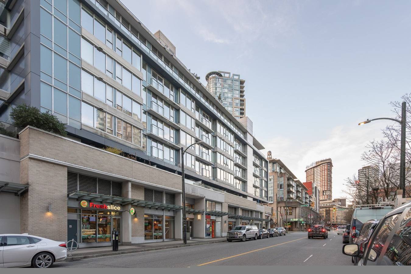 Appartamento intero, Modern Downtown Van 2Br Condo | Walk to Bc Place in Vancouver, Columbia Britannica