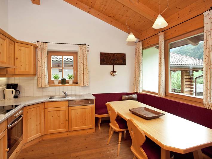 Chalet für 10 Personen, mit Pool und Balkon sowie Sauna, kinderfreundlich in Wald im Pinzgau - 4