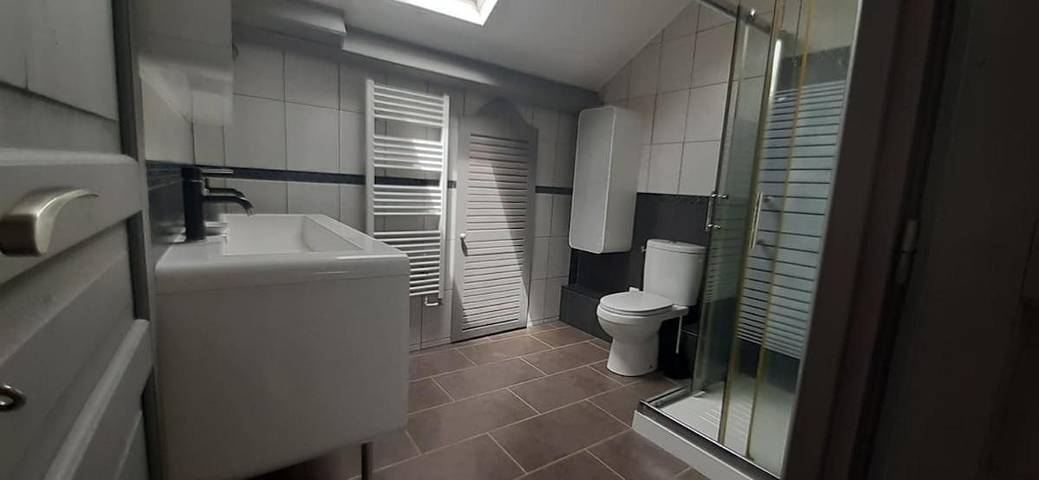 Location de vacances pour 6 personnes, avec jardin à Saint-Genès-Champanelle - 3