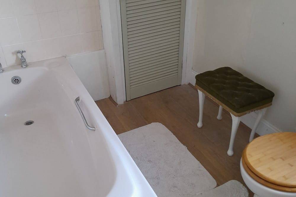 Entire apartment, Fern Cottage in Scarborough, North York Moors National Park