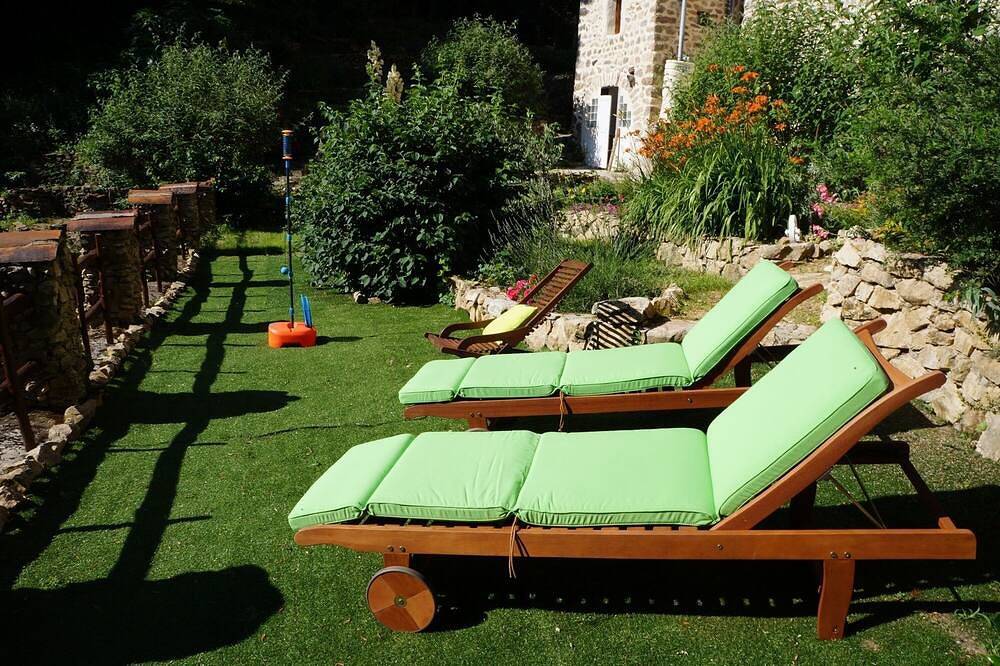 Entire apartment, The refuge of the fairies: **** cottage in the heart of the Monts d'Ardèche- Near river in Saint-Julien-du-Gua, Parc naturel régional des Monts d'Ardèche