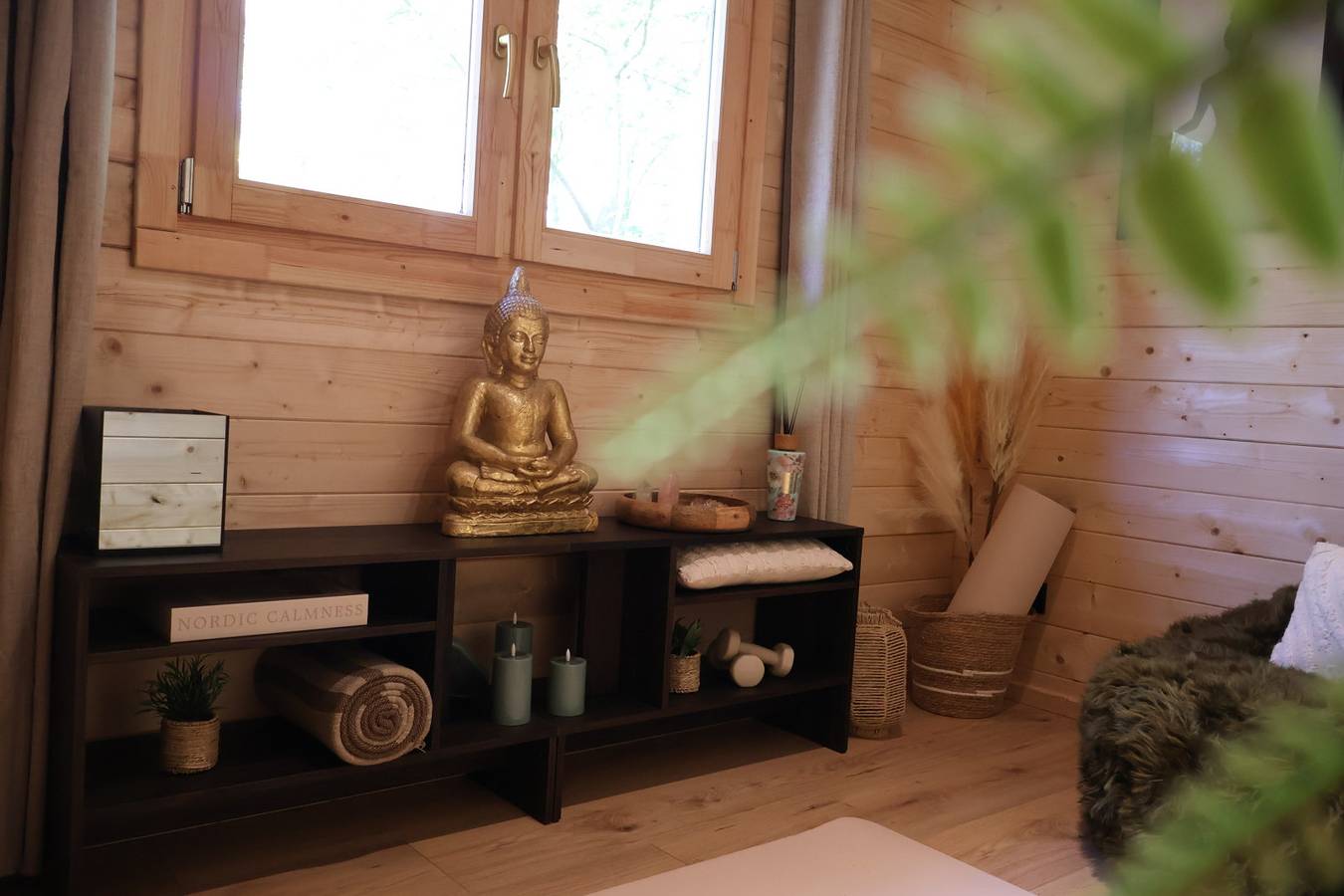 Luxuriöses Waldhäuschen für 4 Personen mit privatem Wellnessbereich in Meijel in Nationalpark De Groote Peel