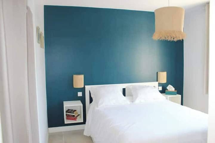 Location de vacances pour 8 personnes, avec jardin et terrasse dans Plage de la Clère - 2