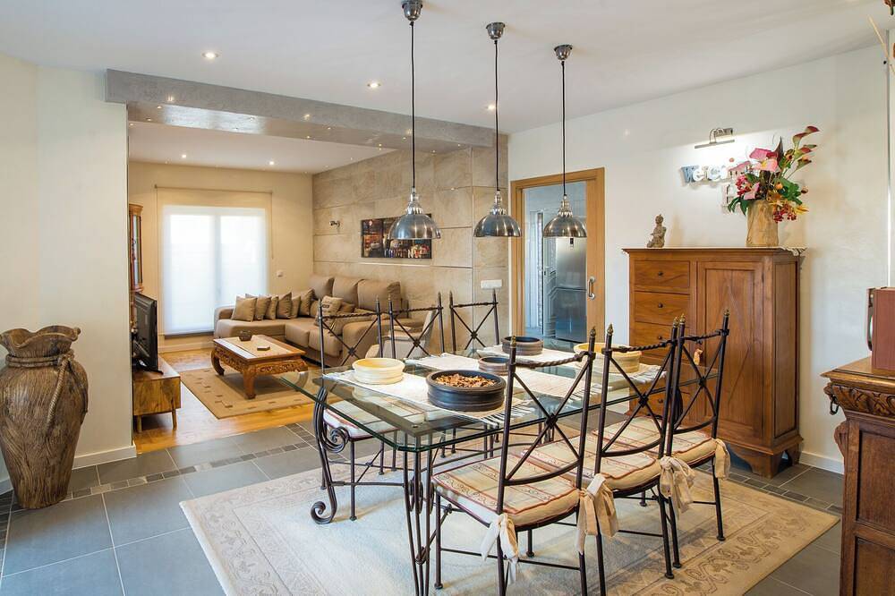 Modern villa with Heated Pool & 400 m from the spa La Laguna hotel in Rojales, Costa Blanca