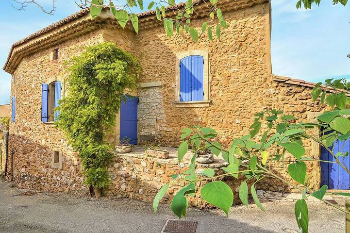 Location de vacances pour 6 personnes à Saint-Victor-la-Coste