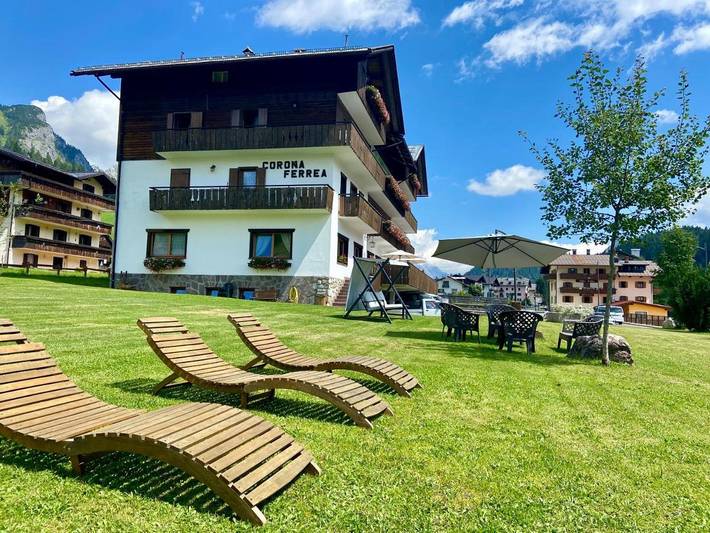 Hôtel pour 2 personnes, avec jacuzzi ainsi que jardin et sauna