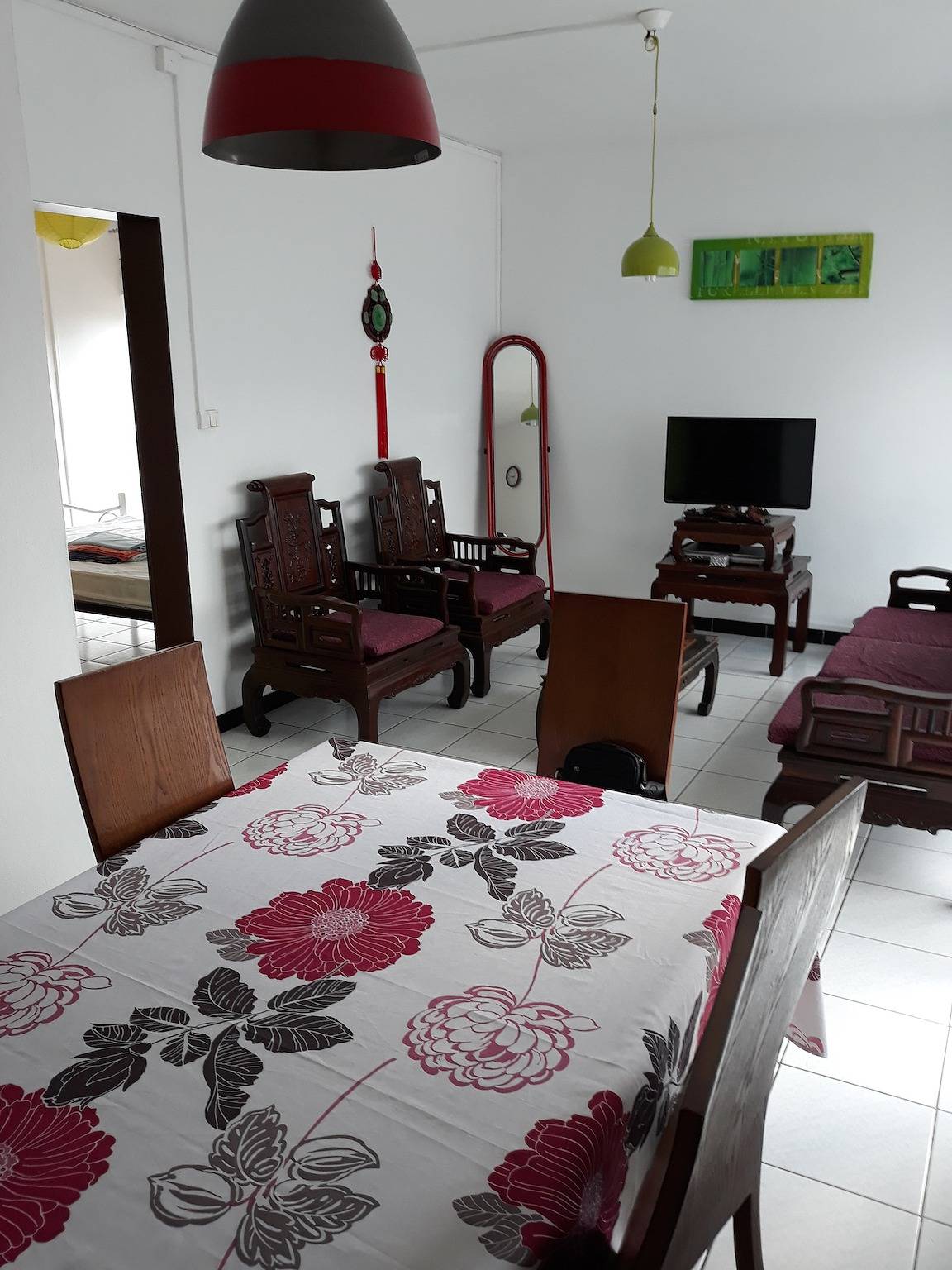 Entire apartment, Charming apartment in Saint-Denis, 46 m², parking included. in Saint-Denis, La Réunion