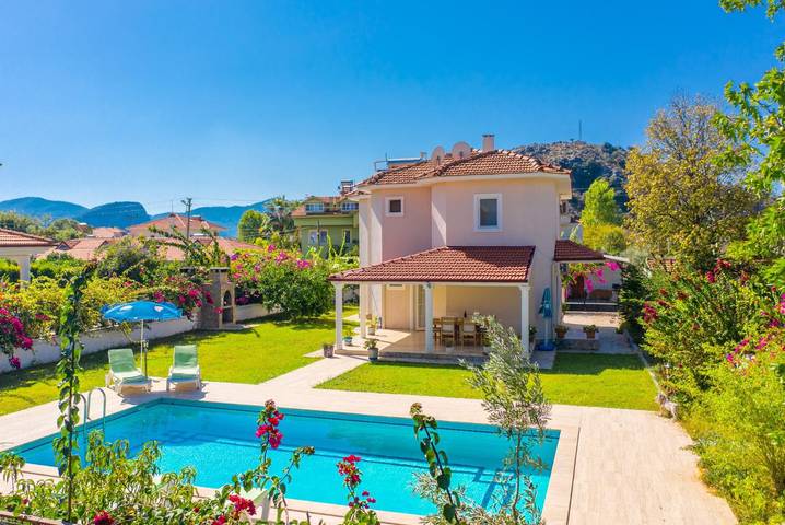 Villa für 6 Personen, mit Garten - 1
