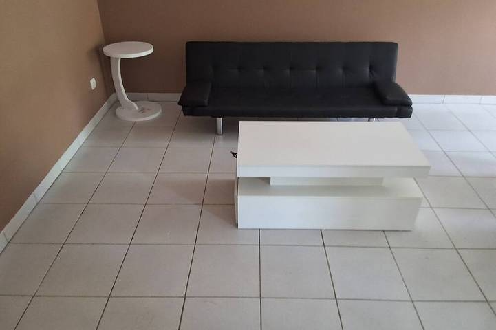 Ganze Wohnung, Charming 1-bedroom apartment in Tournefeuille with a terrace, pool, and tennis court in Tournefeuille, Umgebung Toulouse