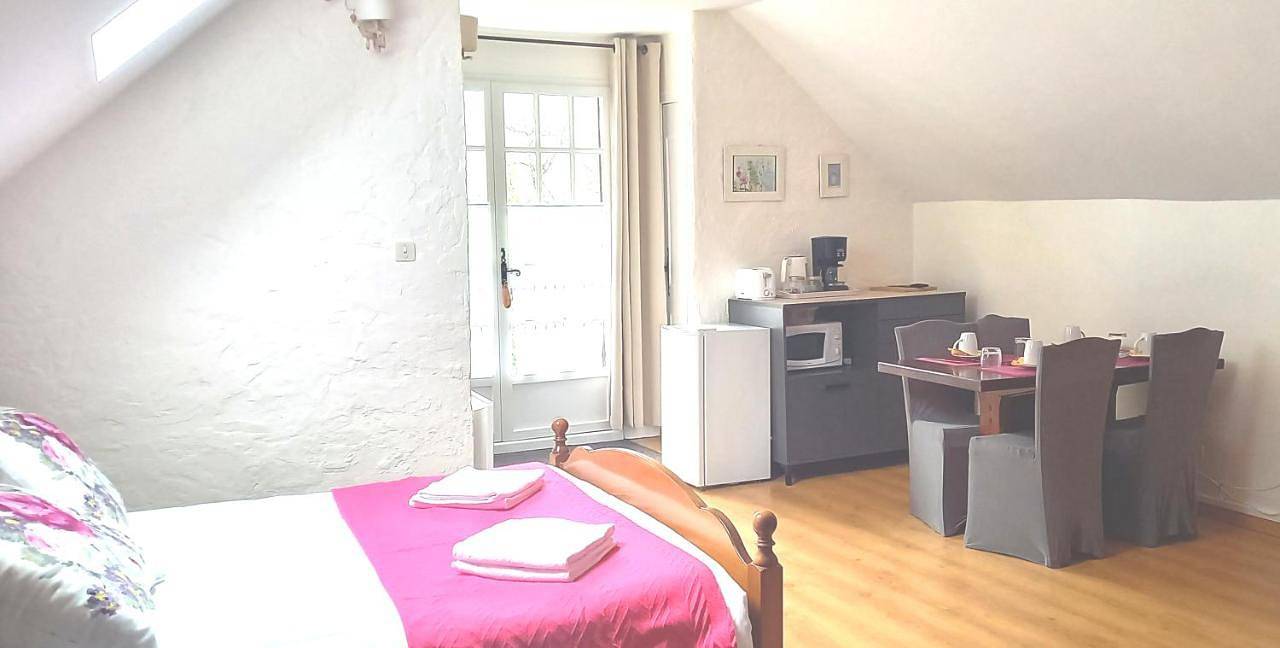 Chambres d hôtes La Cavalière in Accous, Béarn