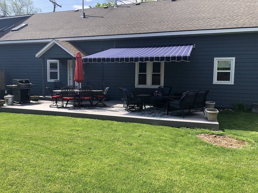 Ganze Wohnung, Pedal Ii -Private 2-Zimmer-Wohnung in der Nähe der Stadt ~ Walk Everywhere! in Lake Geneva (WI), Walworth County