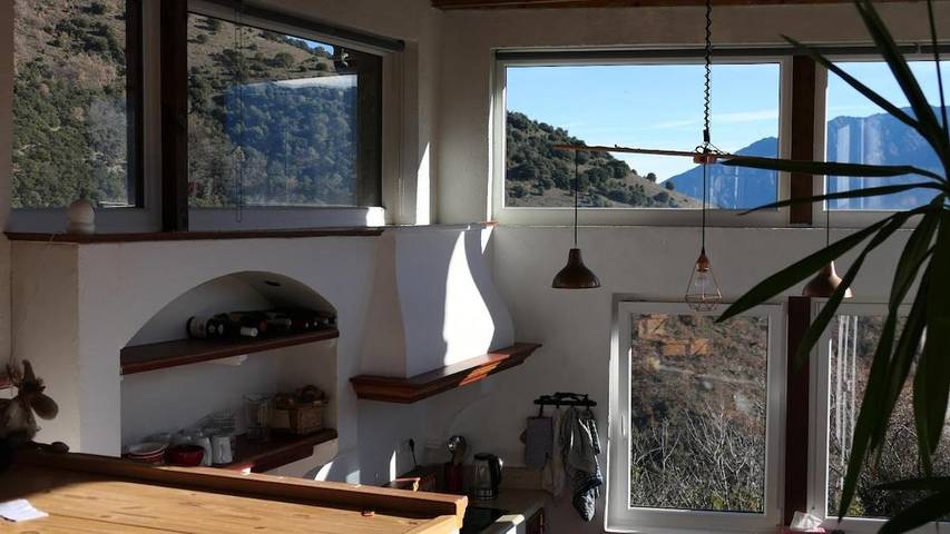 Location de vacances pour 6 personnes, avec Terrasse et Vue à Jujols - 3