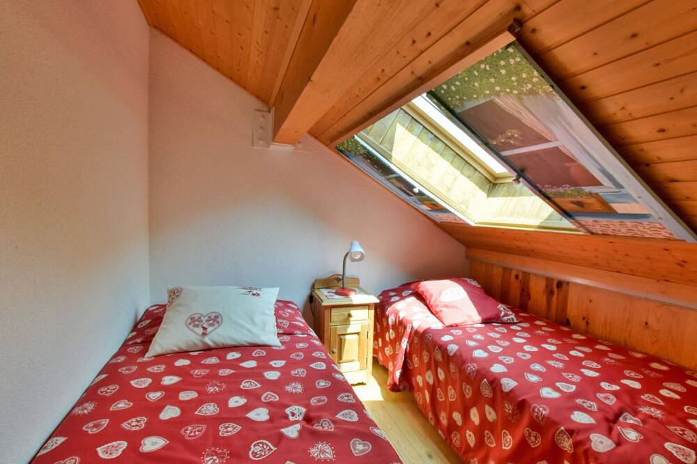 Apartamento entero, Dúplex acogedor de montaña para 6, cerca de las pistas, equipado y cómodo en Bernex in Bernex, Thonon-les-Bains region