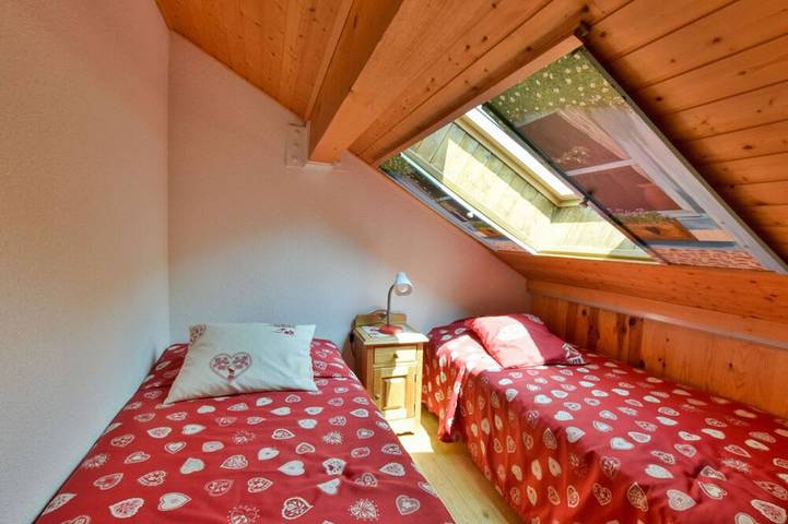 Apartamento entero, Dúplex cerca de pistas, 6 pers, Bernex in Bernex, Thonon-les-Bains region
