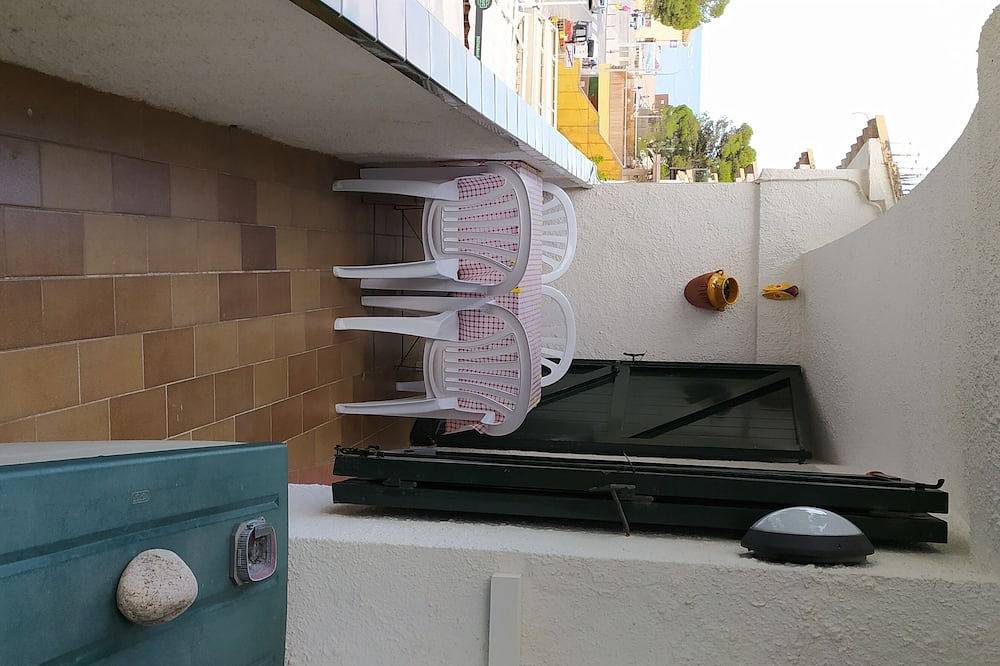 Geheel appartement, 3 kamers op 100 meter van het strand van Pals / Costa Brava in Pals, Costa Brava