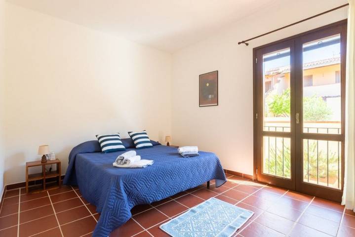 Apartamento entero, Apartamento de vacaciones para 4 personas con vistas al mar in Funtana Meiga, Cabras