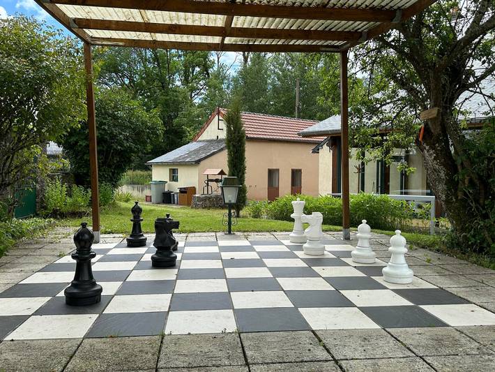 Familienhaus mit Garten und Parkplatz, Haustiere erlaubt in Liernais, Beaune und Umgebung