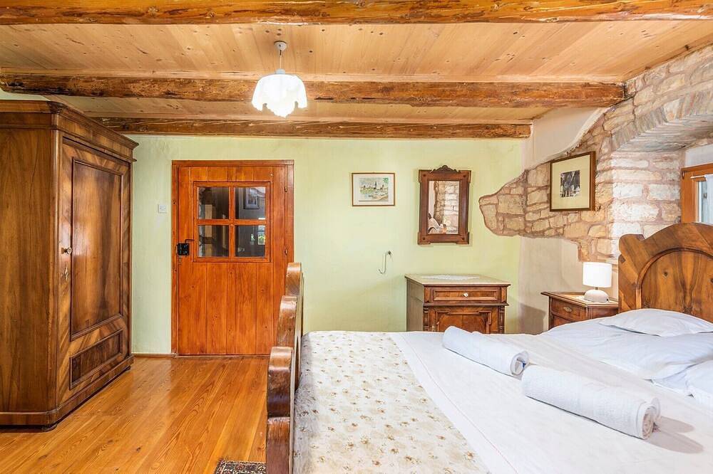 Ganze Wohnung, Ferienwohnung Peresiji Auc mit Pool in Svetvinčenat, Zentralistrien