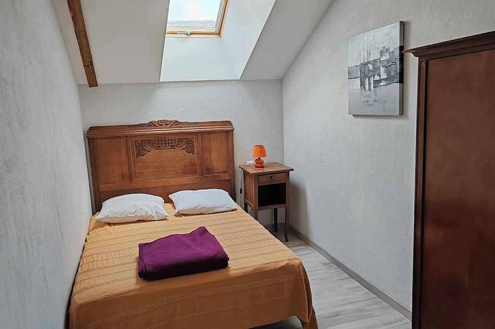 Location de vacances pour 10 personnes, animaux acceptés à Braye-sous-Faye - 2