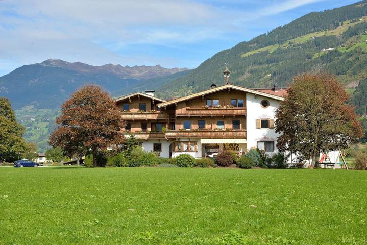 Bauernhaus für 2 Personen, mit Terrasse und Garten