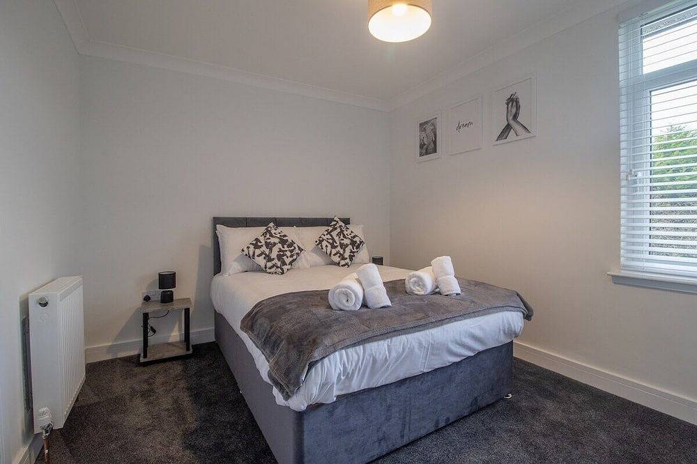 Spacious 3-Bed Home in Airdrie in Nord Lanarkshire