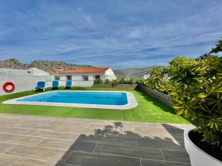 Casa rural para 6 personas, con Balcón y Terraza además de Jardín y Piscina en Montejaque - 2
