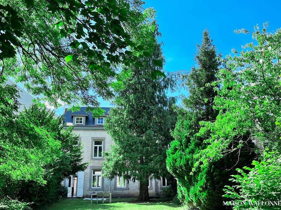 La maison de Maître - Grand Jardin, Face à la Meuse in Oupeye, Région de Liège