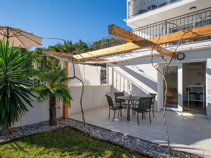 Ganze Wohnung, Villa Palma in Lovran, Opatija Riviera