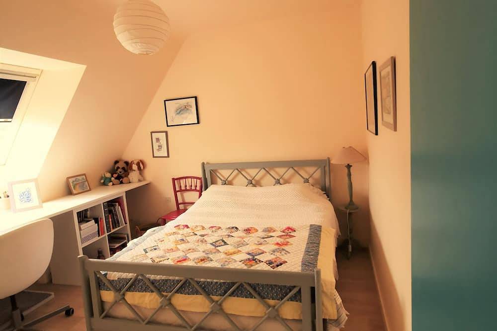 Maison d'habitation centre bourg in Sizun, Parc naturel régional d'Armorique
