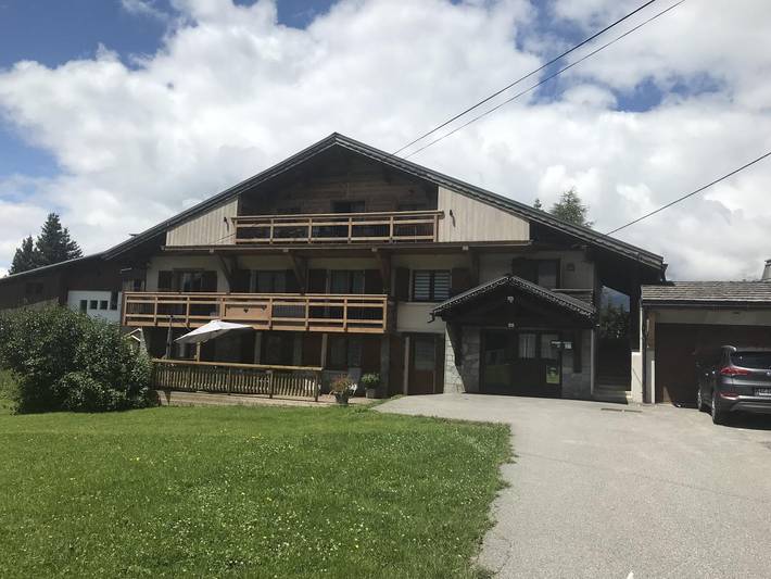 Gîte pour 5 personnes, avec terrasse, animaux acceptés