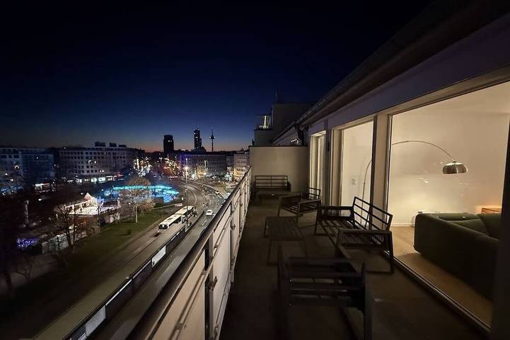 Ferienwohnung für 8 Personen, mit Balkon in Köln