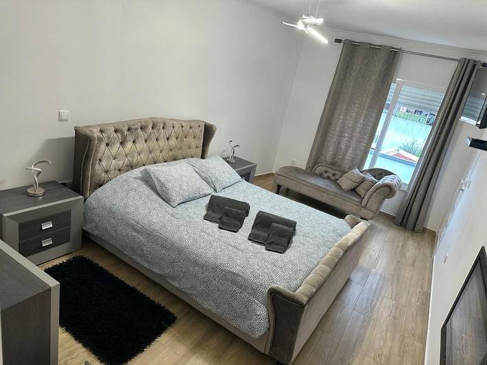 Gîte pour 5 personnes, avec balcon à Montijo - 4