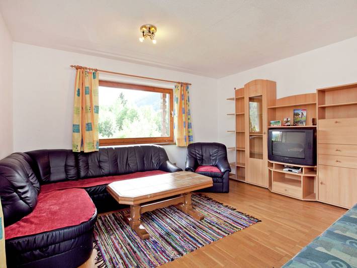 Gîte pour 15 personnes, avec jardin et balcon, animaux acceptés à Fügen - 3