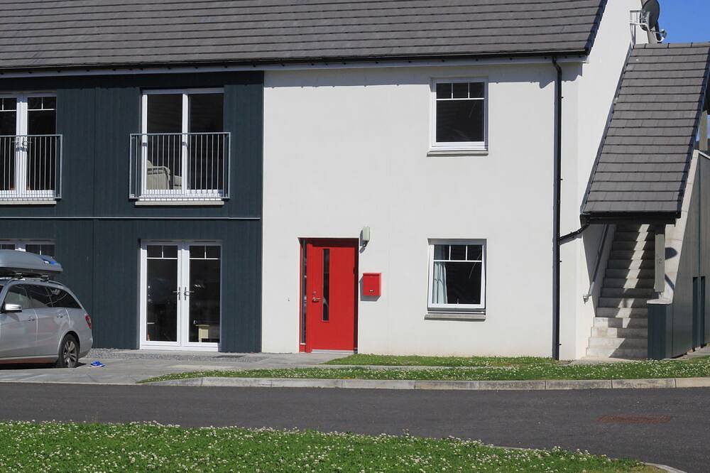 Entire apartment, \"Ventoux\" - modern 80sq/m Apartment near amenities in Aviemore, Highlands