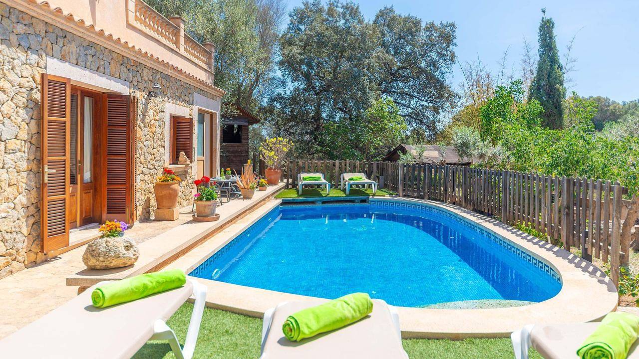 Villa für 9 Personen (30 m²) in Balearen Inseln in Maria de la Salut, Majorca Center