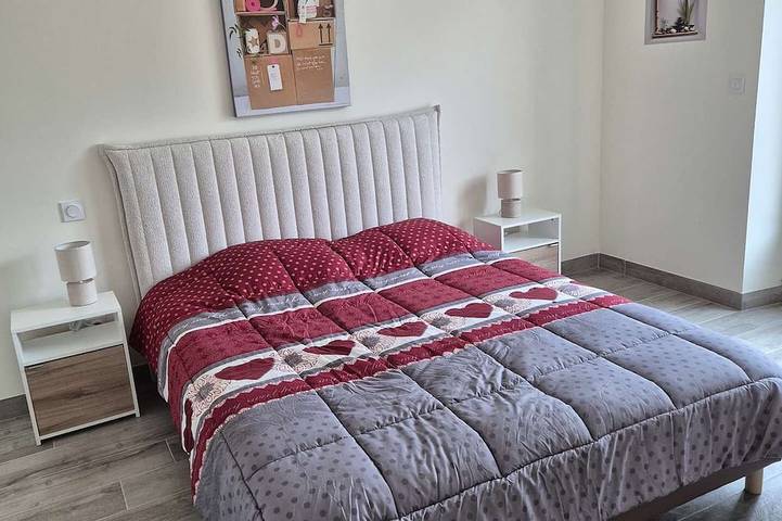 Location de vacances pour 6 personnes, avec jardin à Mauzens-et-Miremont - 2