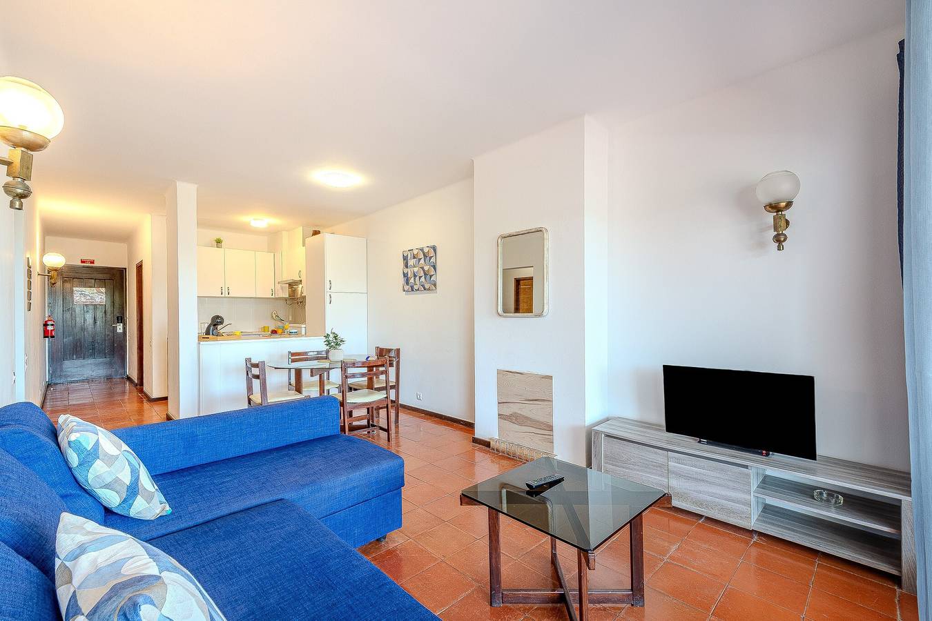 Geheel appartement, Appartement 'Apartamento Lima' met Gedeeld Zwembad, Wifi en Airconditioning in Albufeira, Faro District