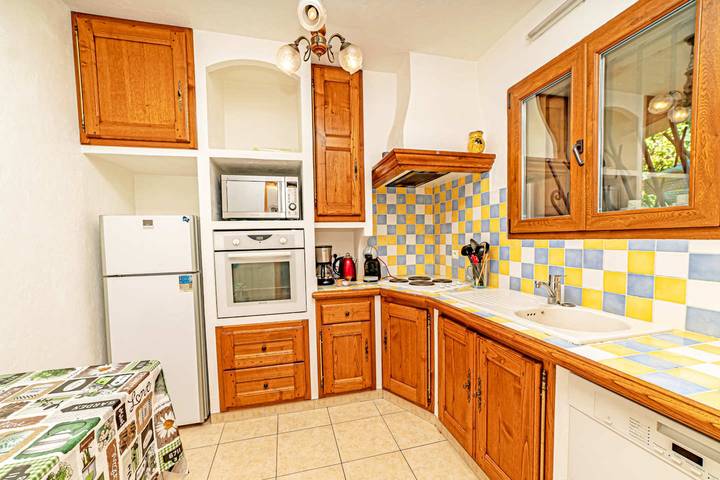 Gîte pour 8 personnes, avec terrasse à Le Bar-sur-Loup - 4