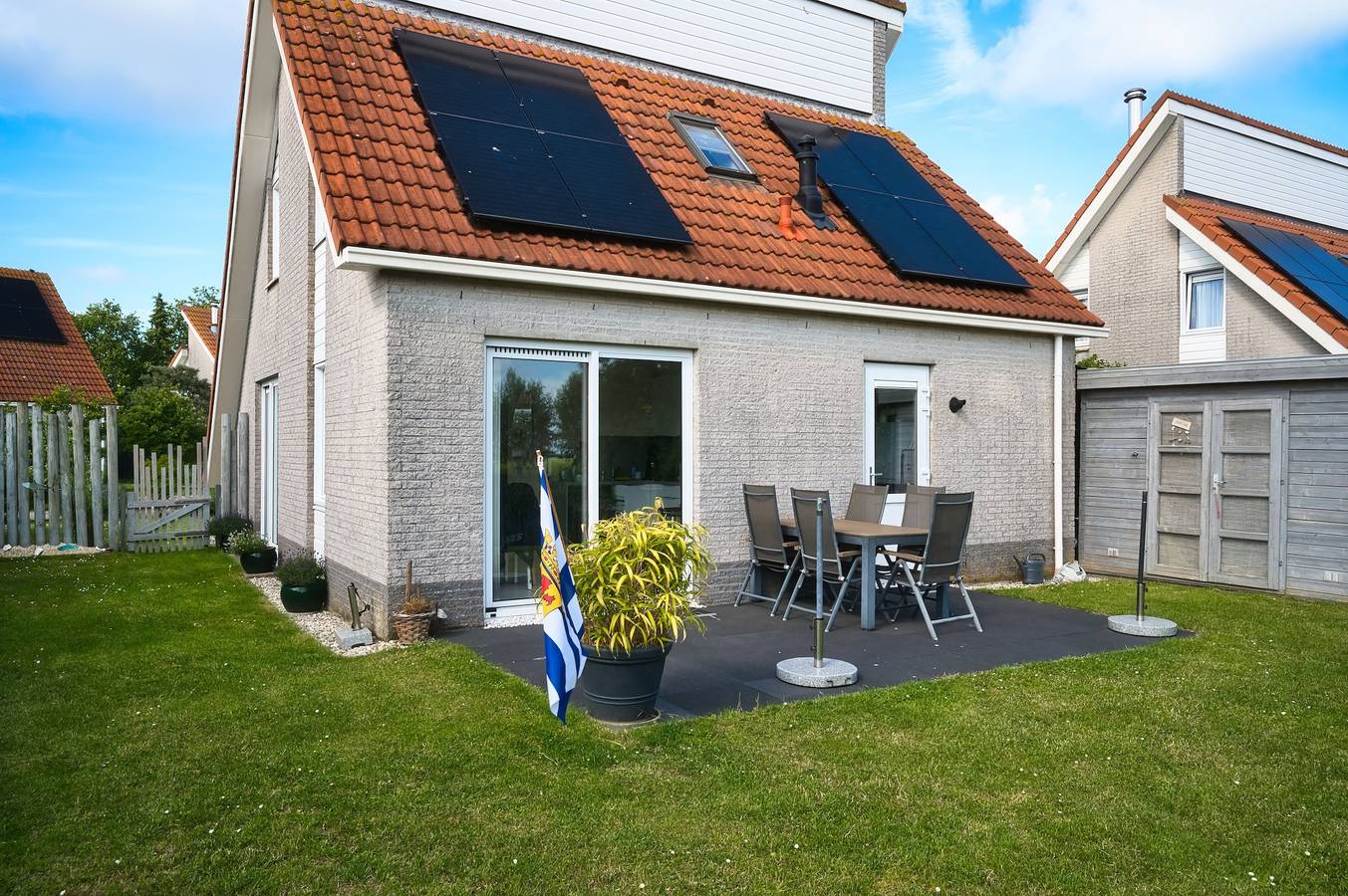 Ferienhaus „Haus“ mit privater Terrasse, Garten und Wlan in Scharendijke, Zeeuwse Kust
